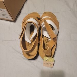 NAOT Women's Leather Wedge Sandal-Beige Size 8-8.5